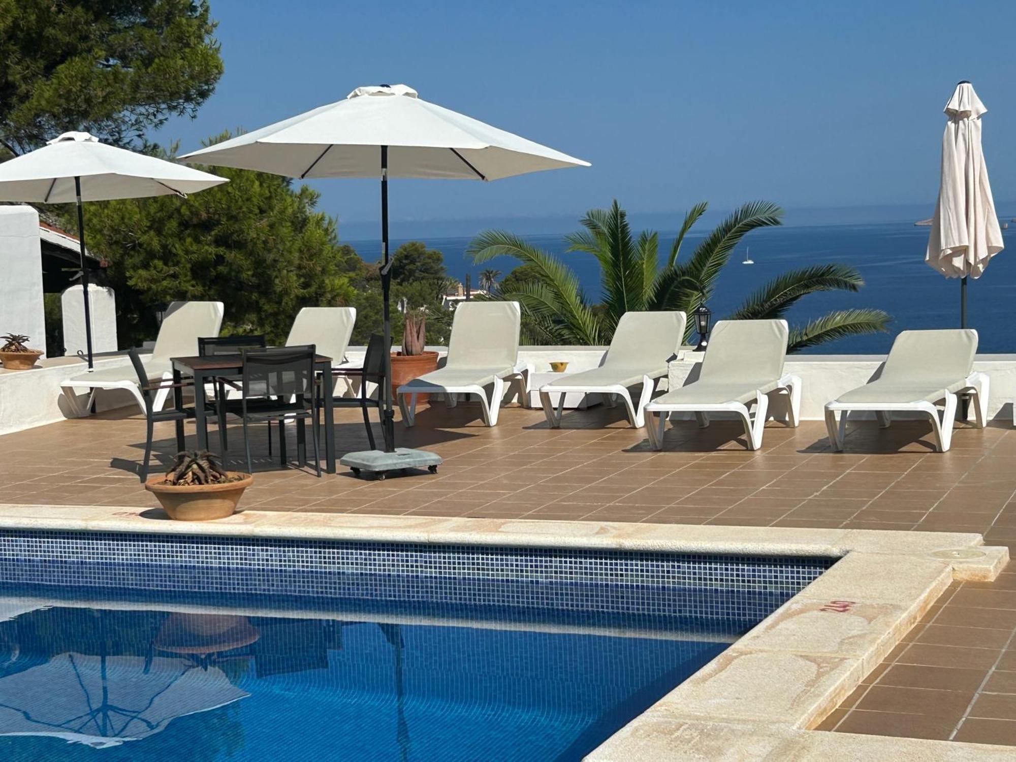 Gasthuis Cala Moli Cala Tarida (Ibiza)