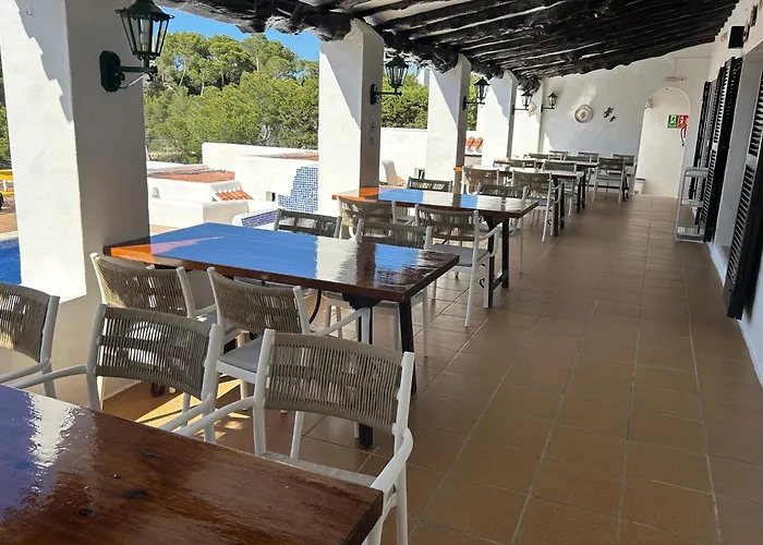 Hostal Cala Moli